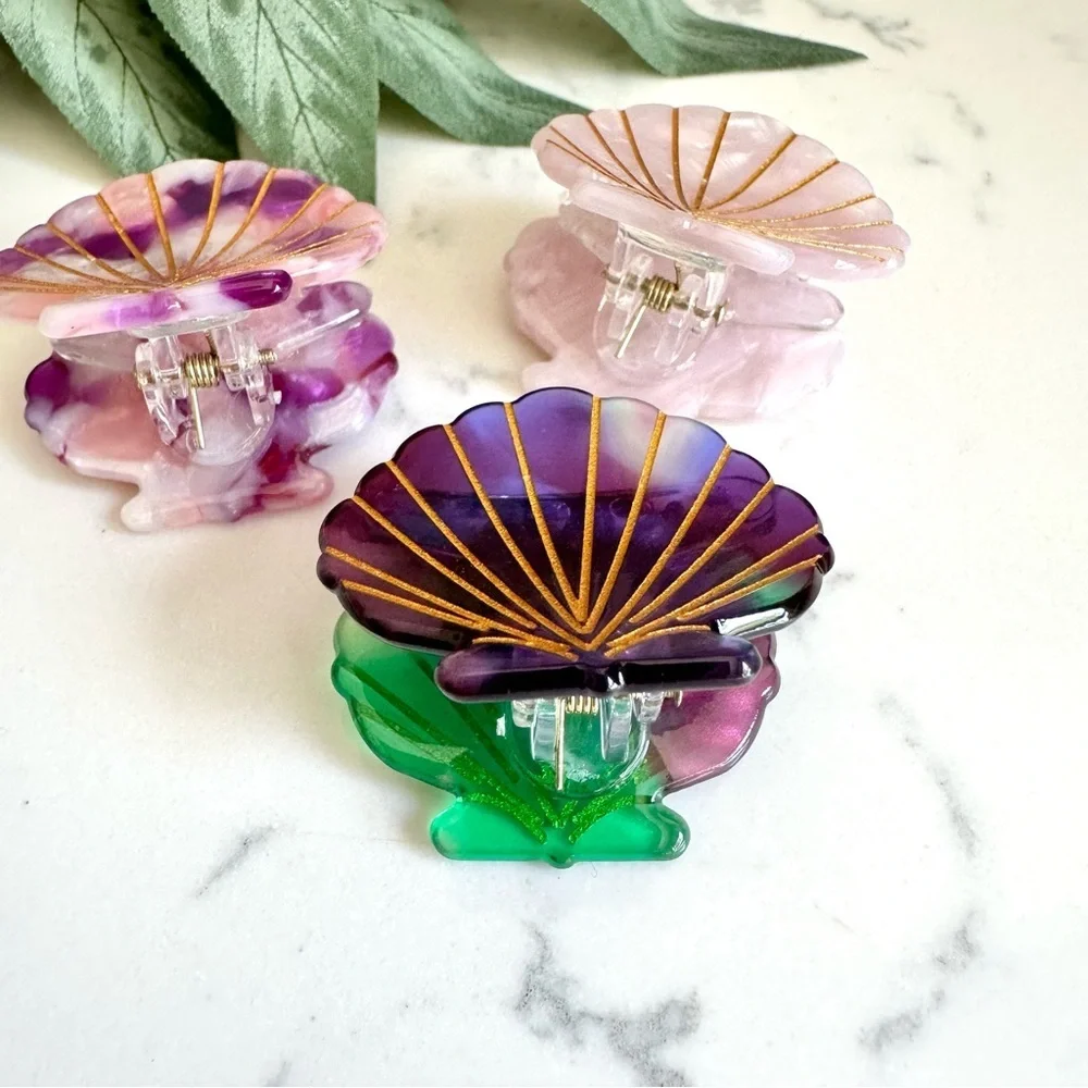 3/$22🩶 Seashell Claw Clip Trio Shell Iridescent Mermaid Hair Accessory Acrylic